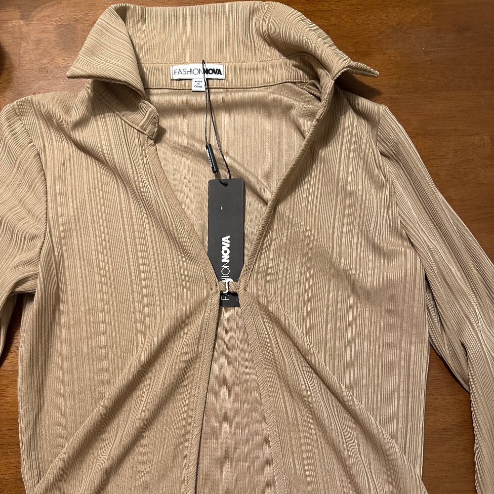 Long Sleeve Open Collared Ribbed Top